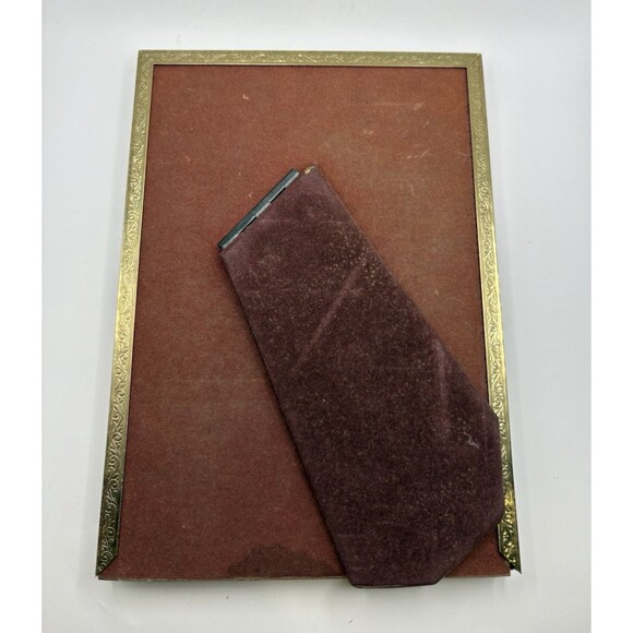 Vintage Gold Tone Picture Frame Holds 5x7 Inches Velvet Backing Used - Picture 14 of 16